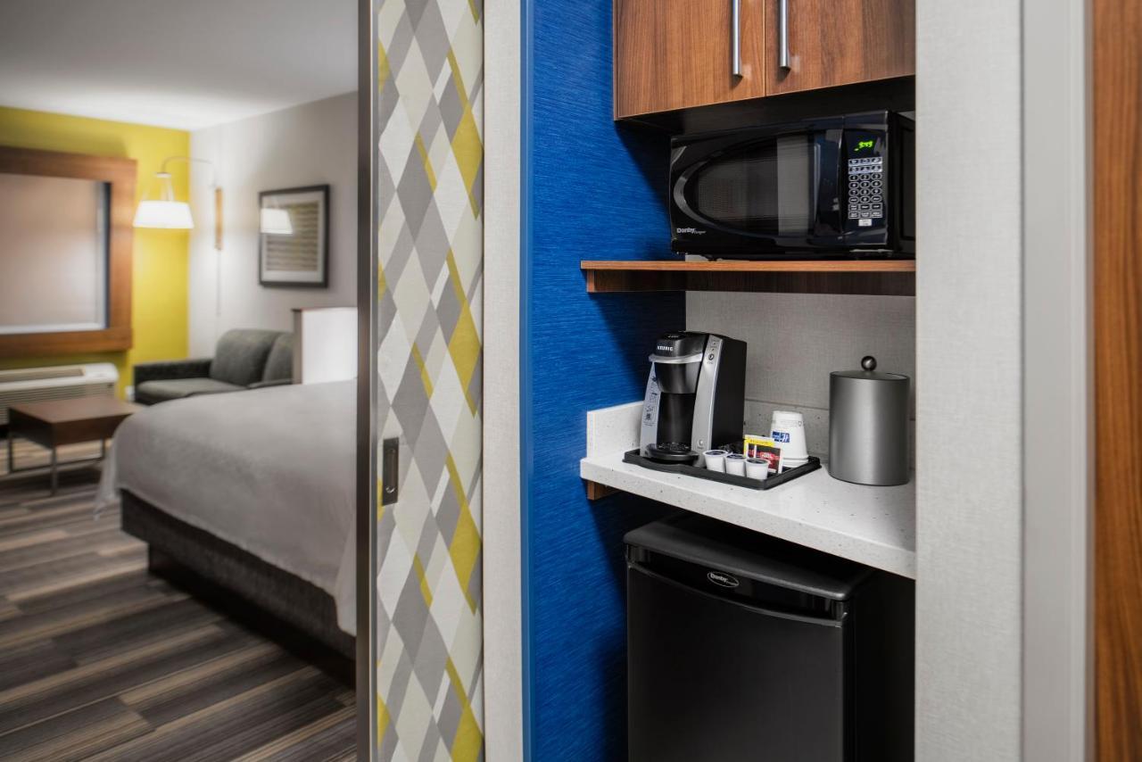 Holiday Inn Express & Suites Kelowna - East By Ihg Eksteriør bilde