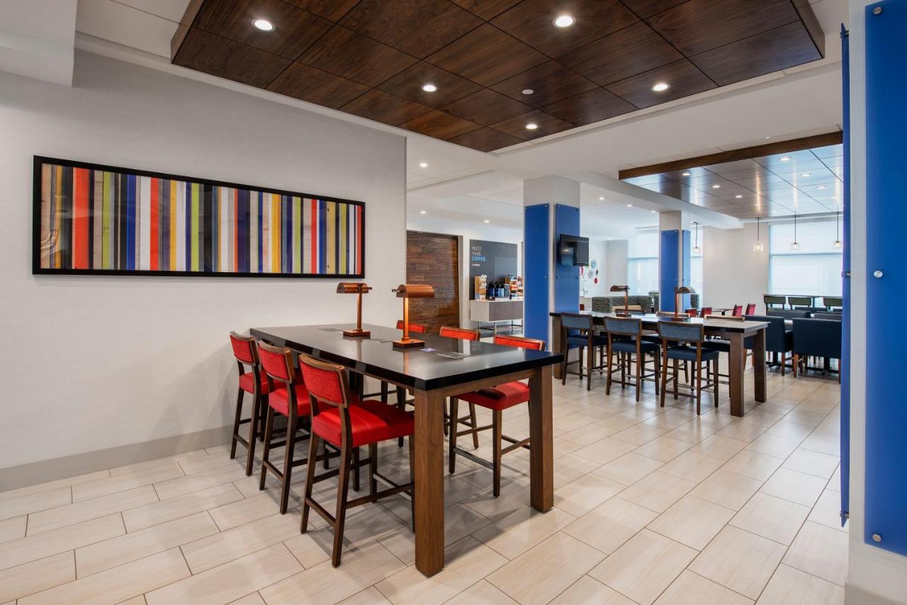 Holiday Inn Express & Suites Kelowna - East By Ihg Eksteriør bilde