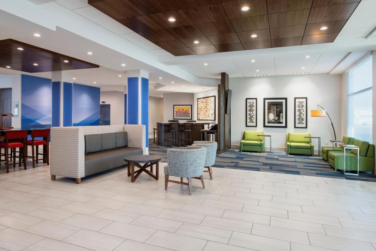 Holiday Inn Express & Suites Kelowna - East By Ihg Eksteriør bilde