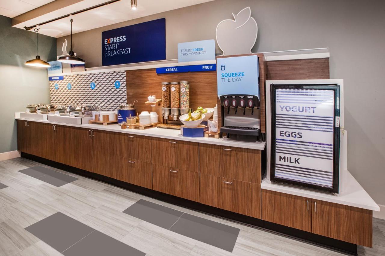 Holiday Inn Express & Suites Kelowna - East By Ihg Eksteriør bilde